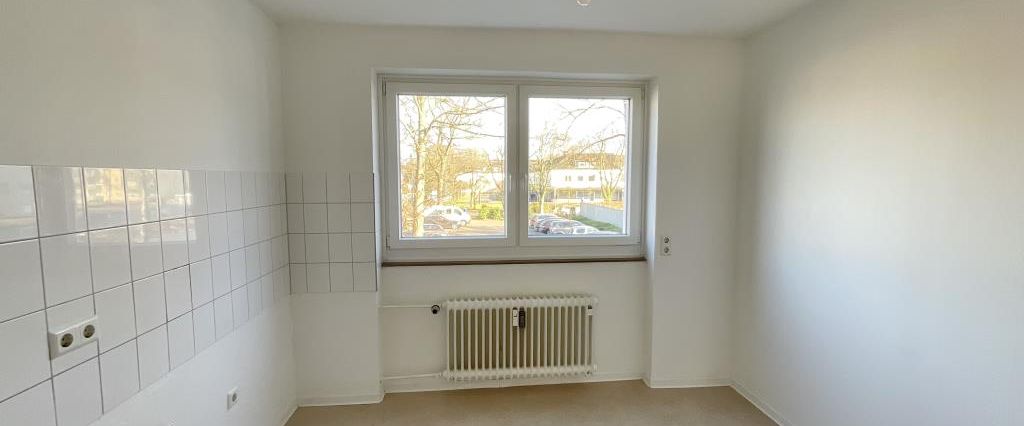 3-Zimmer-Wohnung mit Tageslichtbad und Balkon an der Strotheide frei! - Foto 1