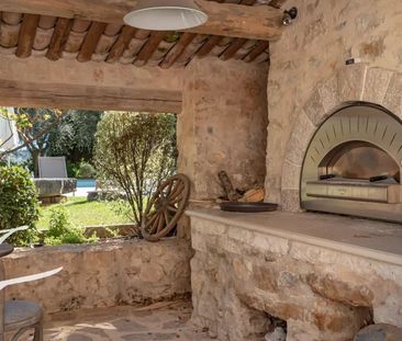 Maison à louer Grasse, Cote d'Azur, France14 000 EUR / Mois - Photo 5