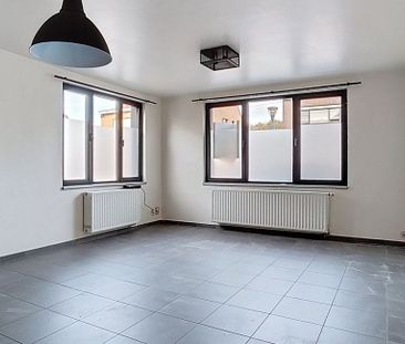 Appartement te huur in Bassevelde voor € 750 met 2 slaapkamers - Photo 2