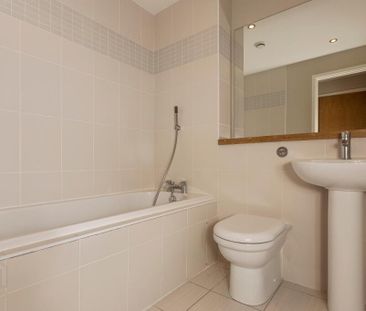 4-06 Obel, 62 Donegall Quay, Belfast City Centre, Belfast, BT1 3NH - Photo 5