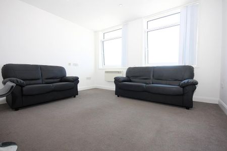 2 bedroom flat to rent - Photo 5