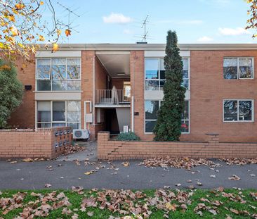 3/120 Rankins Road, Kensington VIC 3031 - Photo 6