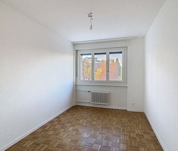 CHARMANT LOGEMENT TRES BIEN SITUE ET ENTIEREMENT RENOVE - Photo 6