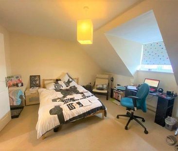 3 bedroom end of terrace house to rent - Photo 6