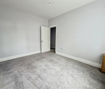 2 bedroom House To Let - Photo 2