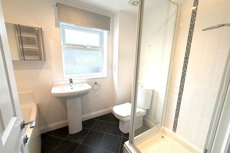 Benson Road - Photo 3