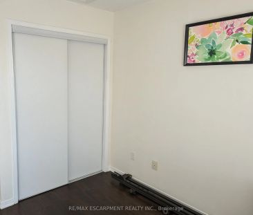 2579 Sixth Line #8 - Photo 2