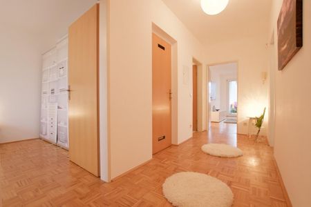 Schöne 3-Zimmer Mietwohnung mit großem Außenbereich - Foto 4