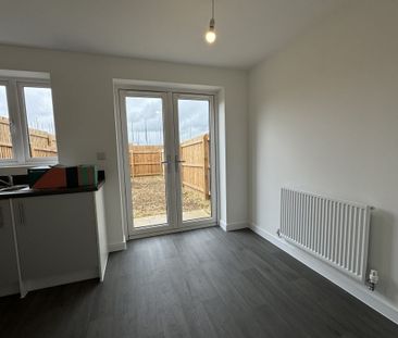 Blumenthal Close, Weldon, CORBY - Photo 2