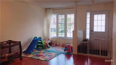 For Lease - 12 Westcliffe Crescent, Richmond Hill, Ontario - Photo 4