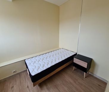 Location Appartement 1 pièce 19m² LE CREUSOT 71200 - Photo 2