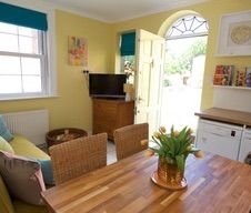 Cambria Court Room B - Photo 2