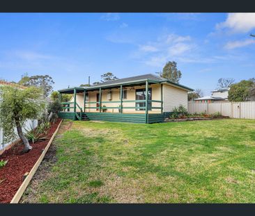 7 Martindale Crescent, Seymour, Vic 3660 - Photo 3