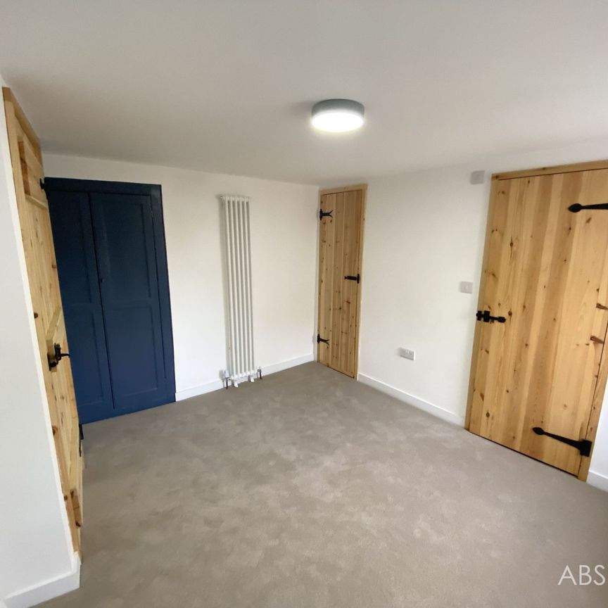 4 bed end of terrace house to rent in Milton Street, Brixham, TQ5 - Photo 1