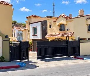 Casa en Privada Brindisi, Villa Residencial Santa Fe 3ra Sección, P... - Photo 1