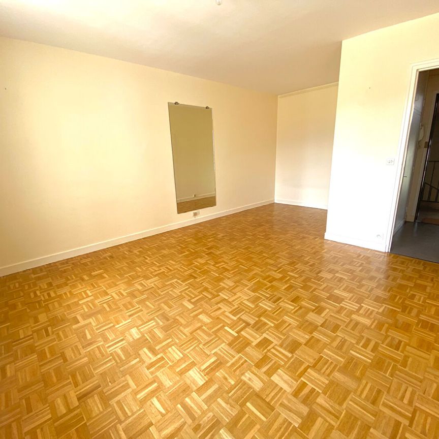 Location Appartement 1 pièce 30m² - Photo 1