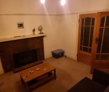 Glen Iris - Photo 1