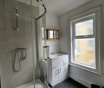 6 bedroom terraced house to rent - Photo 6