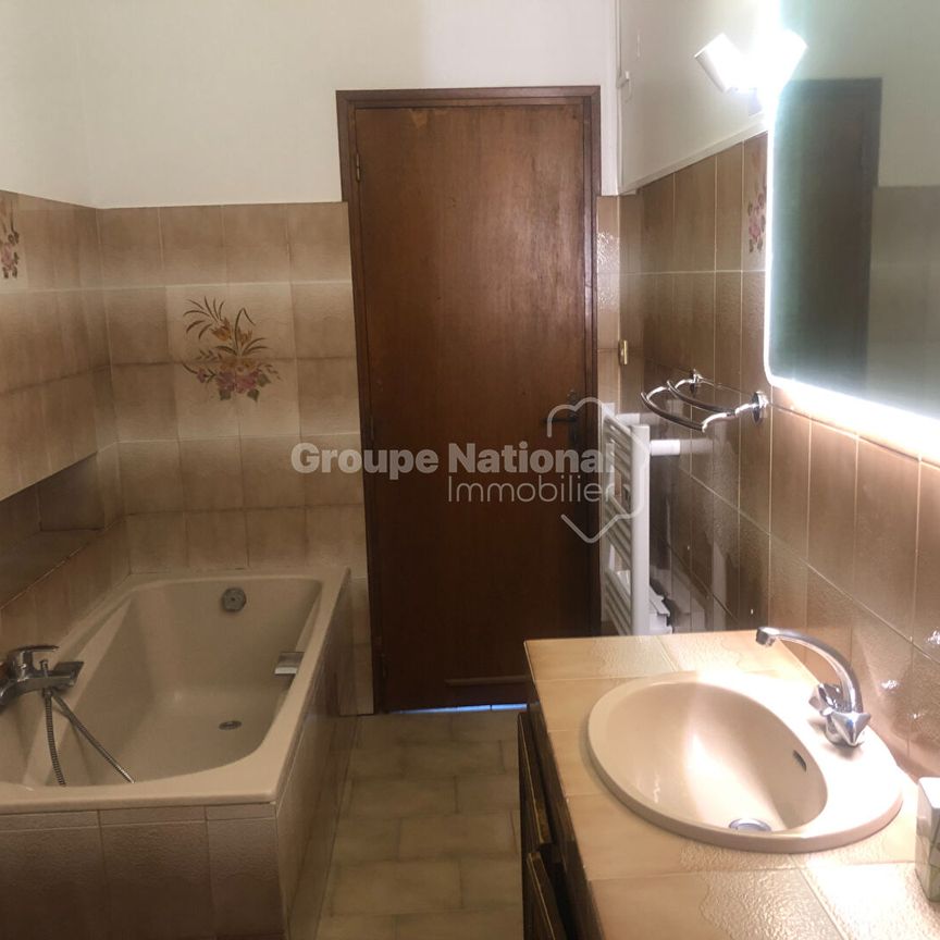 A louer Appartement Ginasservis 3 pièce(s) 82.72 m2, - Photo 1