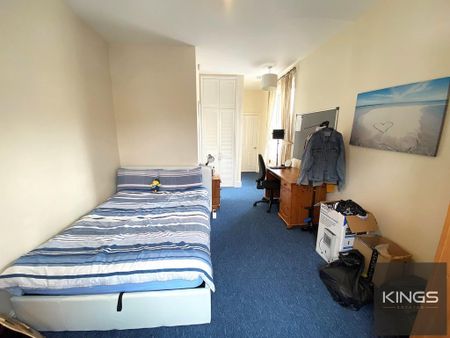 6 bedroom end of terrace house to rent - Photo 5