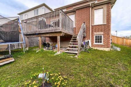 For Lease - 1200 Langley Circle, Oshawa, Ontario - Photo 2