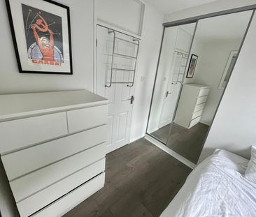 13 Corringham House (i) – Room 4 - Photo 6