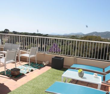 Port de Hyères Très bel Appartement Duplex dernier étage ent - Photo 1