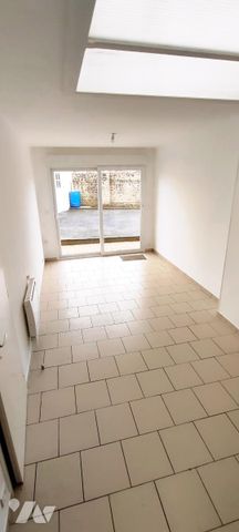 A LOUER: Sur la commune de Goeulzin, Maison T3 en retrait de rue - Libre de suite - Photo 2