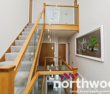 5 bedroom detached house to rent - Photo 2