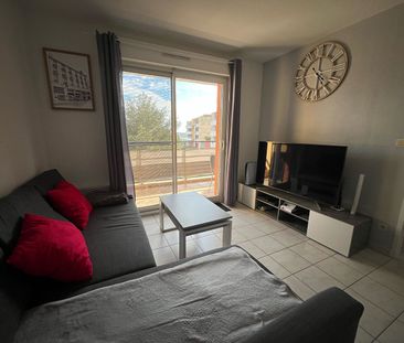 Location Appartement Meublé - Photo 2