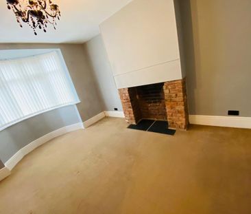 2 bedroom ground floor flat to rent - Photo 1