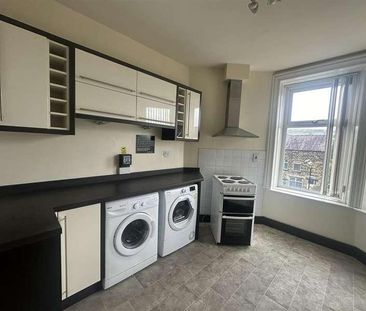 Skipton Road, Keighley, BD20 - Photo 4