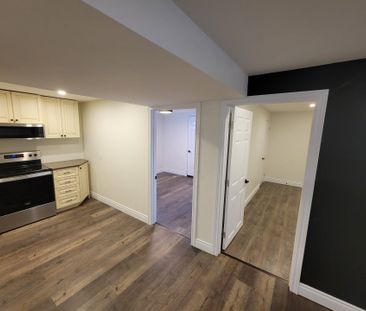 For Lease - 75 Edwina Court Unit# 2, Hamilton, Ontario - Photo 2