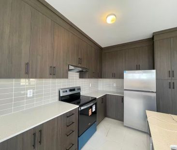 For Lease - 70 Tipp Drive, Richmond Hill, Ontario - Photo 3