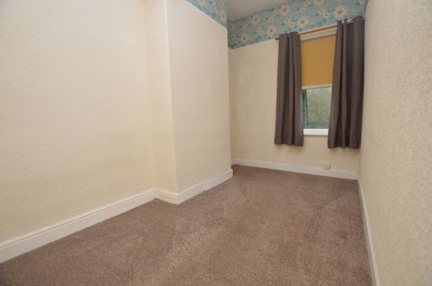 3 Bedroom Terraced House - Photo 1