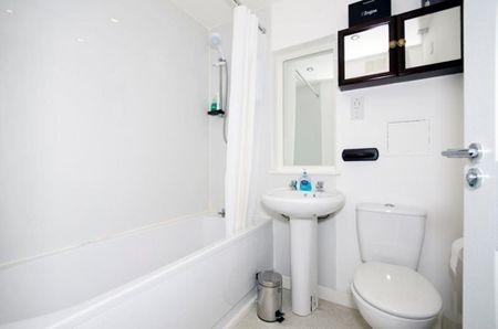 Picardy Court, Top Floor, AB10 - Photo 4