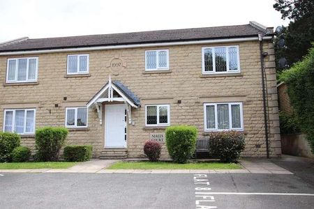 Nialls Court, Thackley, Bradford, BD10 - Photo 2