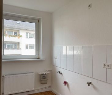 Schöner Wohnen mit Balkon im 1. OG - Photo 4