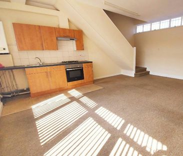 Duplex to rent on - Photo 2