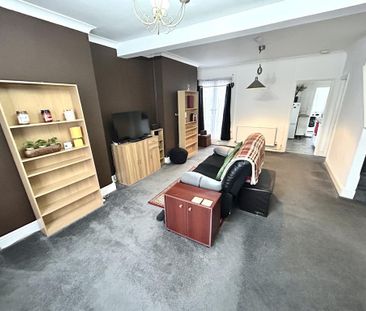 2 bedroom house to rent - Photo 2