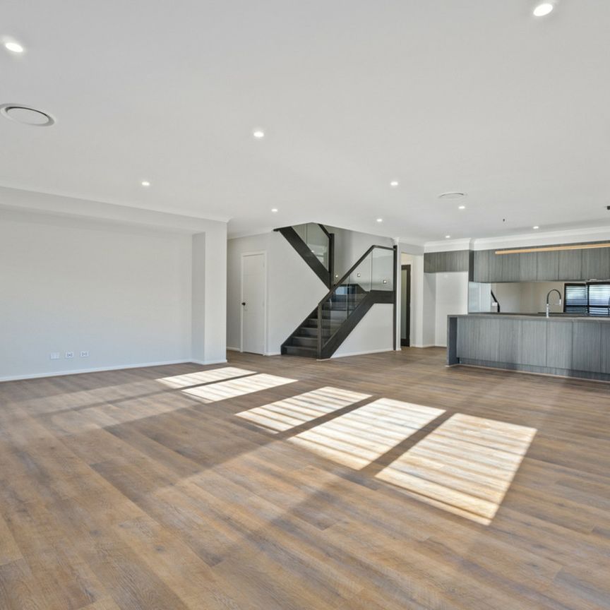 Exceptional Family Home - Photo 1