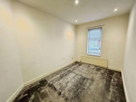 2 bedroom bungalow to rent - Photo 3