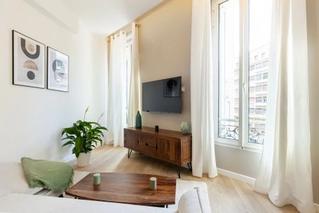 Location Appartement 3 pièces 55m² MARSEILLE 2ème - Photo 4