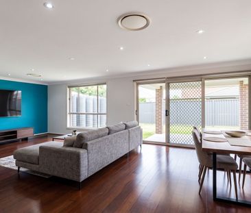 MODERN HOME, FRESHLY PAINTED! - Photo 1