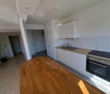 APPARTEMENT AVEC TERRASSE SECTEUR JOUVENET - Photo 2