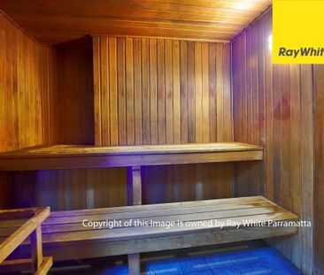 FURNISHED ONE BEDROOM SUN-DRENCHED NORTHEAST CORNER - Photo 3