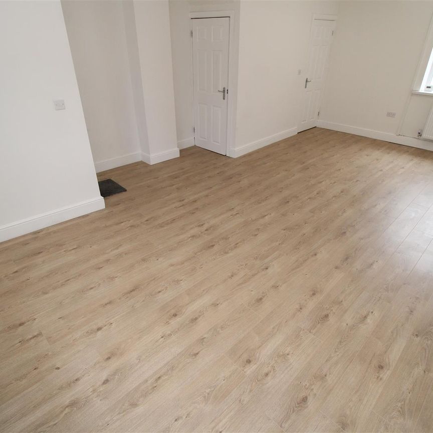 House - Terraced For Rent Tredegar Street, Newport - Photo 1