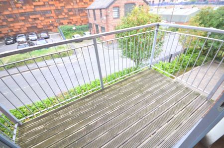 Home 2, Chapletown Street, Manchester City Centre, M1 2NN - Photo 2