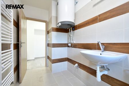 Pronájem bytu 3+kk v osobním vlastnictví 56 m², Hořovice - Photo 2