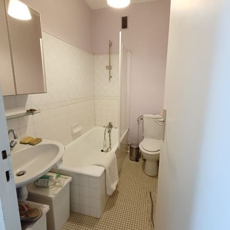 Location Appartement 1 pièce 21m² TOURS 37000 - Photo 3